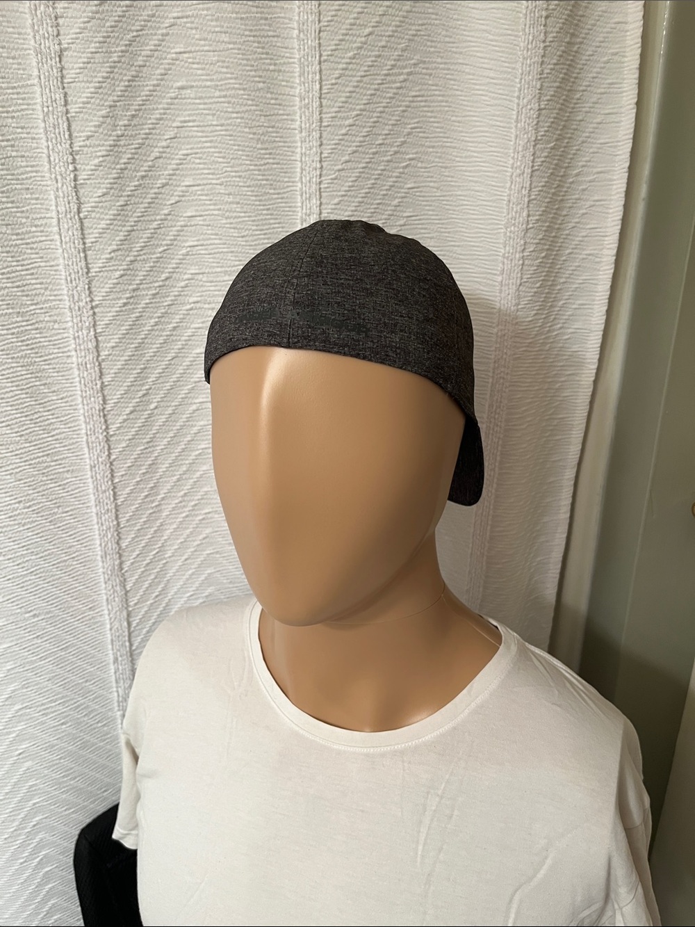 Under Armour Charcoal Heather Logo Baseball Cap - Picture 3 of 3